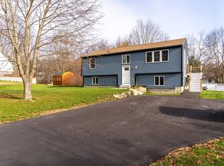 59 Partridge Ln, Berwick, ME 03901