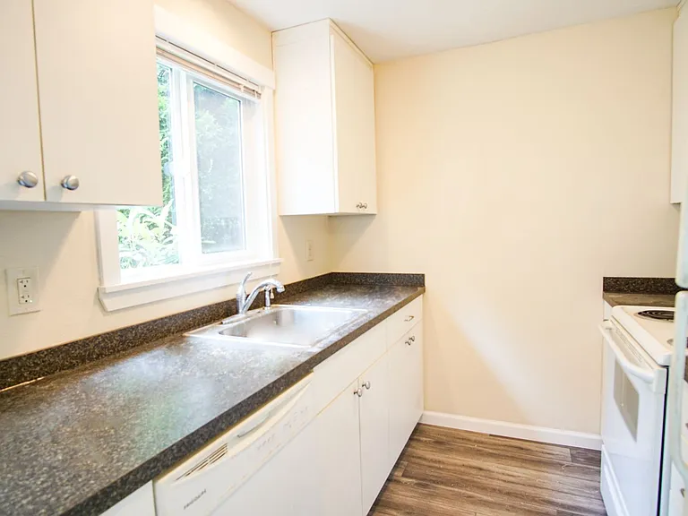 3595 Cedaroak Dr #20 — Photo 8