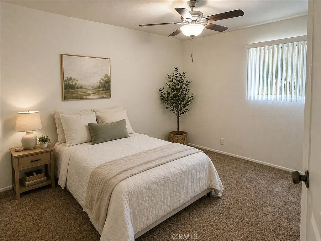 3 bed, 950 sqft, $2,095 — Photo 3