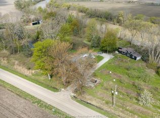 5689 3rd Line, Chatham Kent, ON N7M 5T1