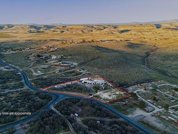 3rd image of 2833 S OLD CHURCH Road