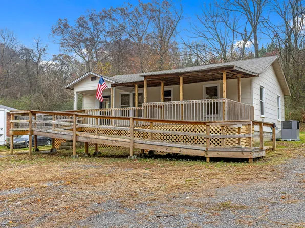 123 Jamestown Rd, Chattanooga, TN 37416