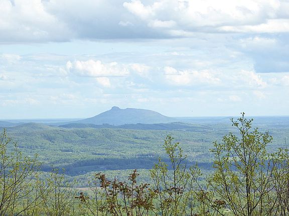 Zoomed Pilot Mtn view