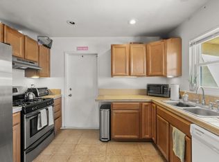 5004 La Dorna St, San Diego, CA 92115