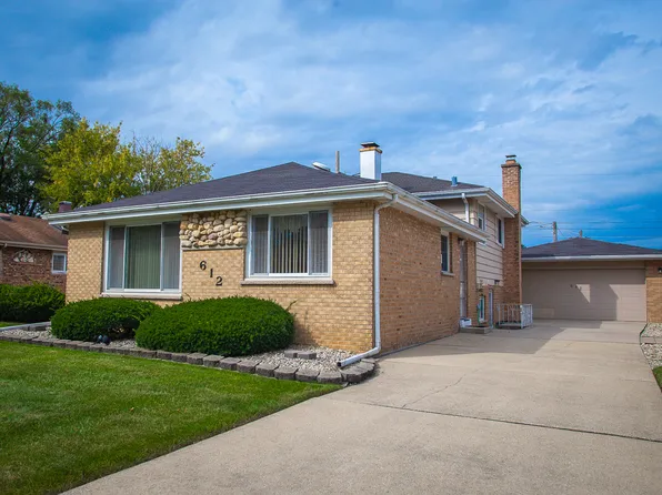 612 N Craig Pl, Addison, IL 60101