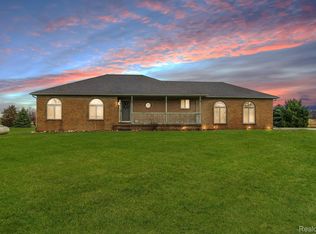 4401 Howland Rd, Almont, MI 48003