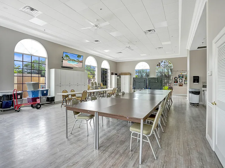 304 NW Bayside Ct — Photo 91