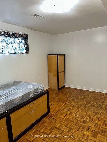 Toronto House for rent - 3 Bedrooms — photo 7