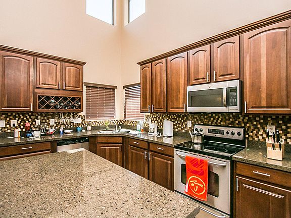 4th image of 5985 S Inez Dr