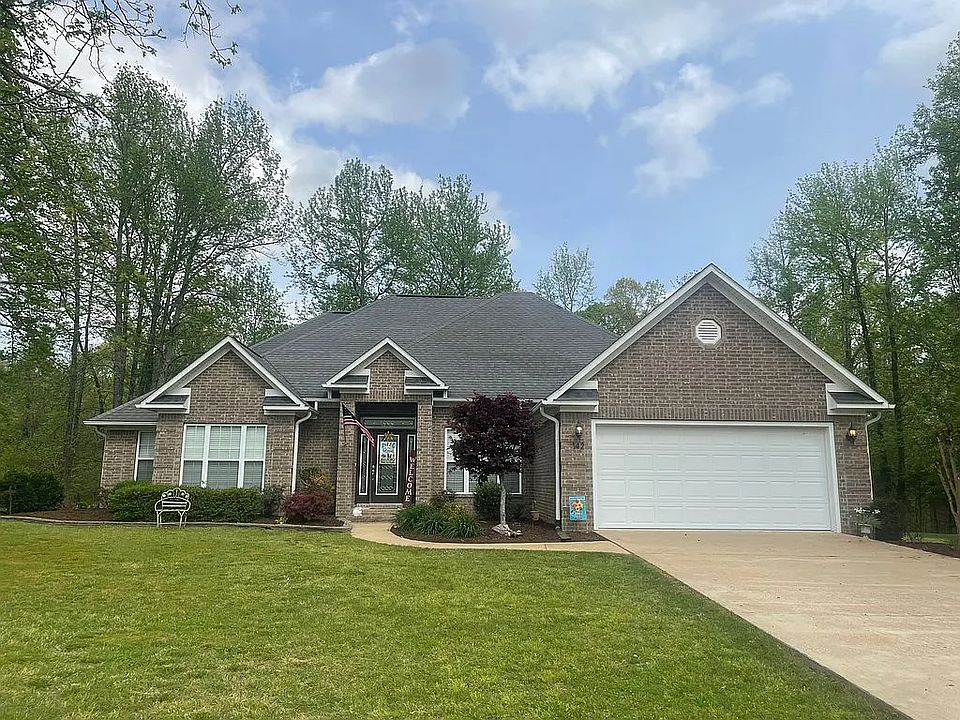 1st image of 142 Leatherwood Cir