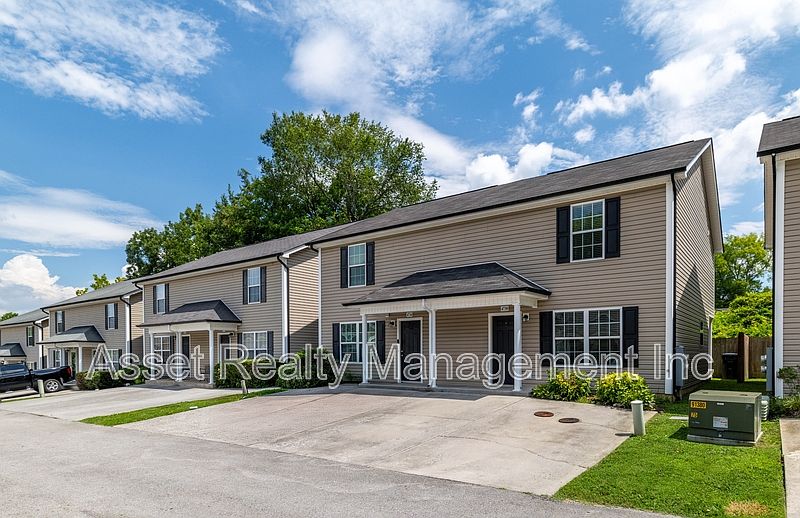 1st image of 4730 Forest Landing Way