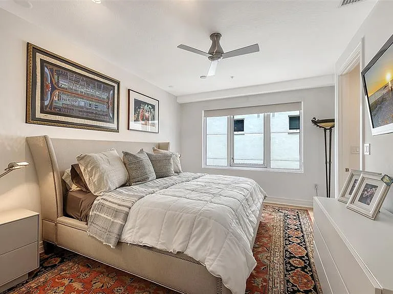 235 Cocoanut Ave #128E — Photo 34