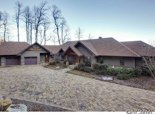 190 Nottingham Dr, Mill Spring, NC 28756