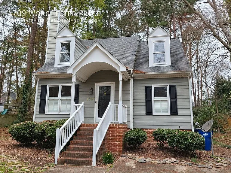 4709 Worchester Pl — Photo 1