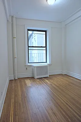 Rented by Metropolitan Equities | media 9