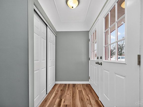 5th image of 778 Danbury Rd