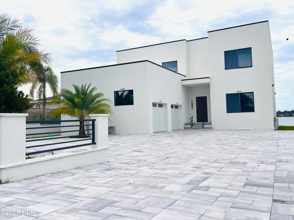 2115 N Halifax Ave, Daytona Beach, FL 32118