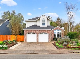 2109 N Nugget Ln, Newberg, OR 97132
