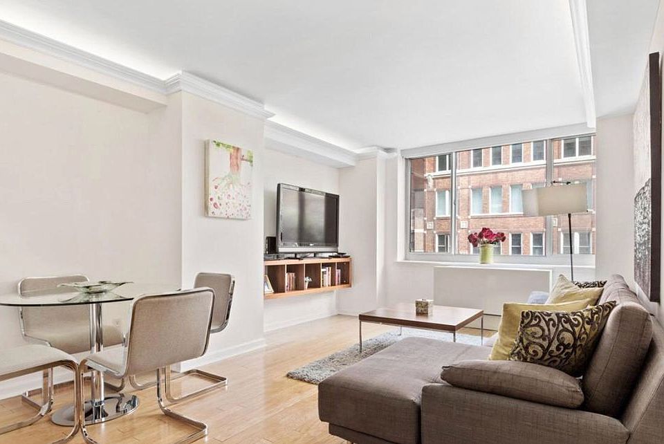 1st image of 520 W 23rd St APT 4-E