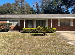 706 Bayou Dr, Destin, FL 32541