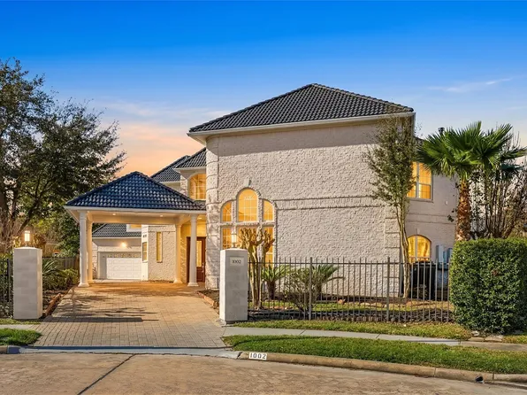 1002 Island Vw, Kemah, TX 77565