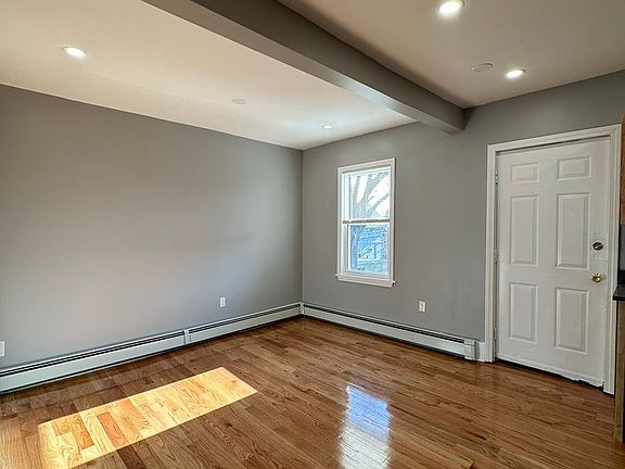 4th image of 17 Kimball St APT 2