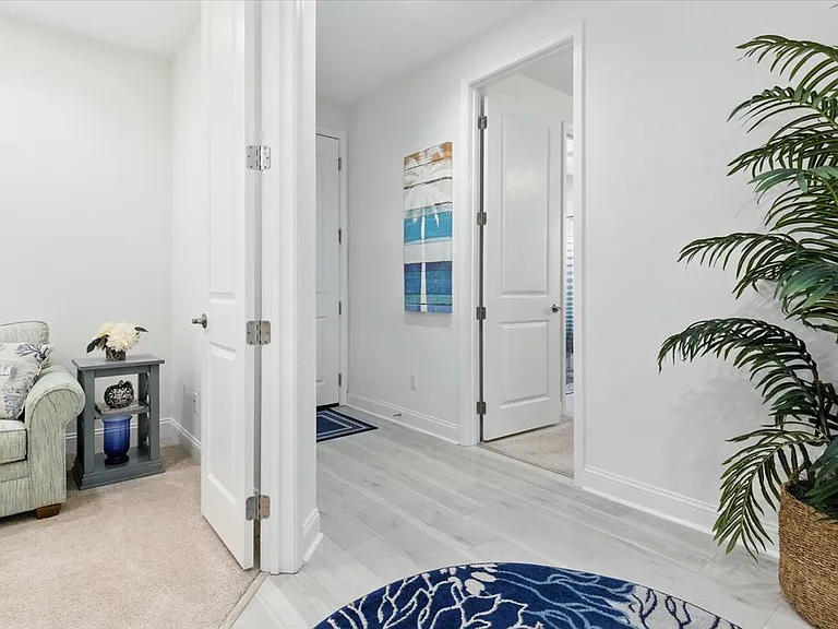 511 Landshark Blvd — Photo 11