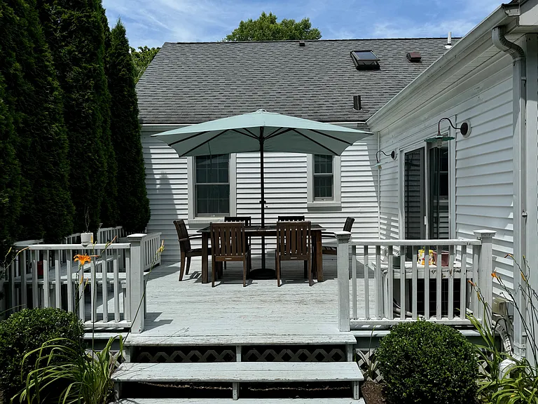 82 Linden Ave — Photo 9