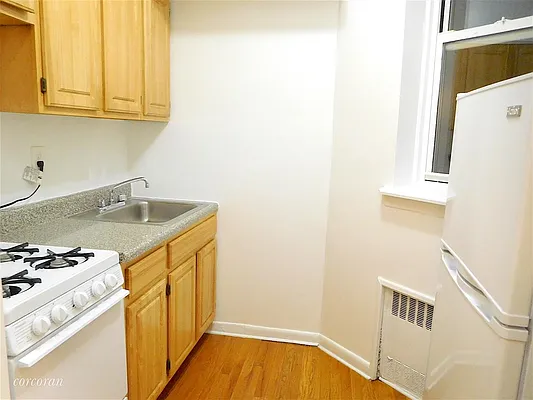 Rented by Corcoran | media 12