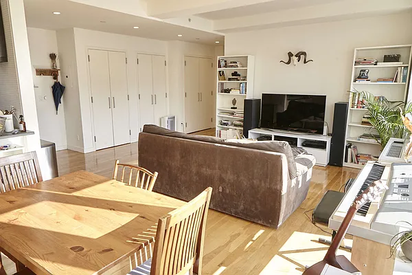 Rented by FAR Property Management | media 53