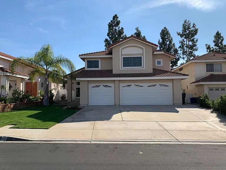 8179 Rimridge Ln — Photo 1