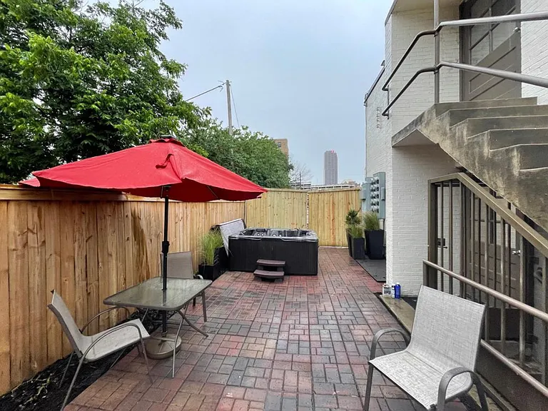 303 E 6th St #217 — Photo 3