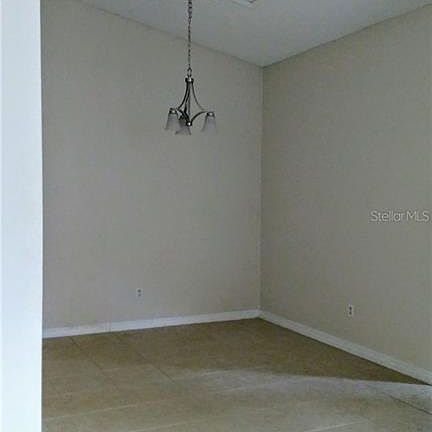 4th image of 916 Robinhood Ct #916