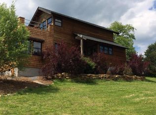 102 Wesley Chapel Rd, Lexington, VA 24450