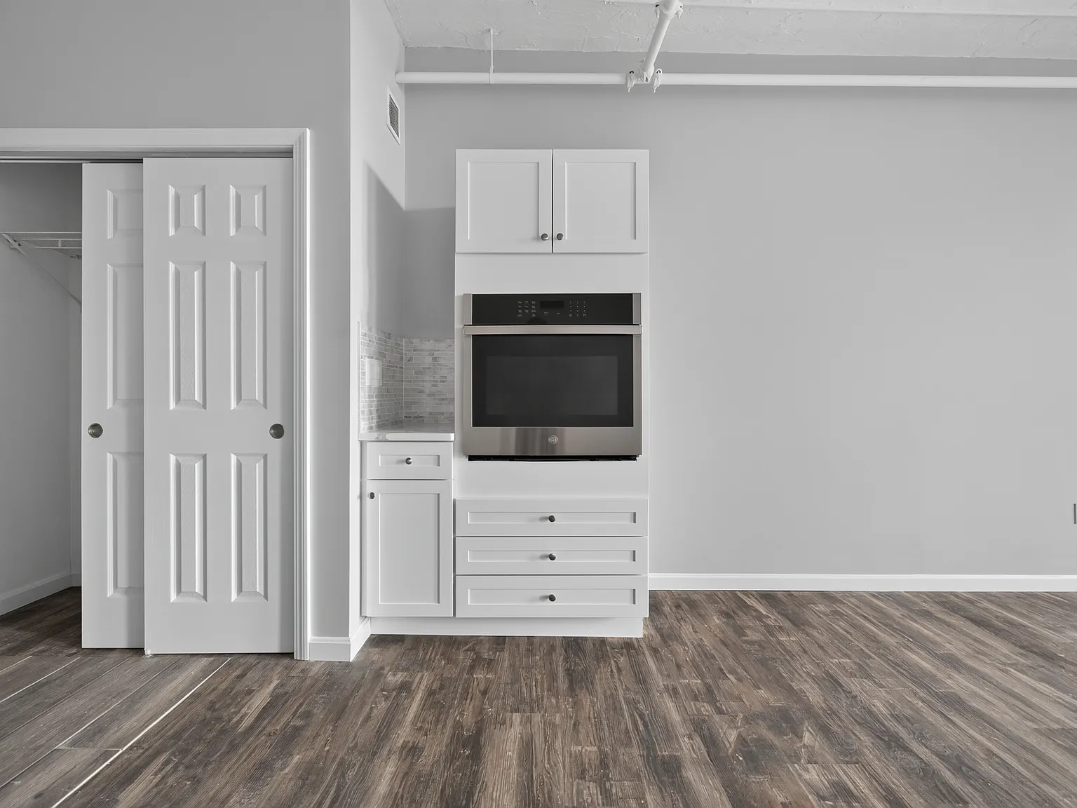 Studio, 559 sqft, $1,825 — Photo 2