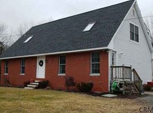 48 Palmer Rd, East Greenbush, NY 12061