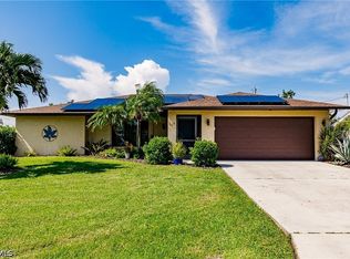 627 SE 34th St, Cape Coral, FL 33904