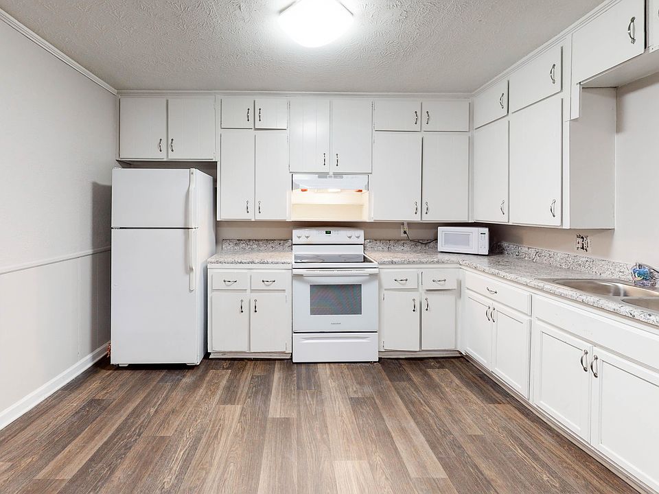 1st image of 795 S Carter Dr #12768025