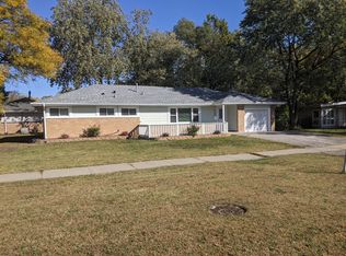 408 Sauk Trl, Park Forest, IL