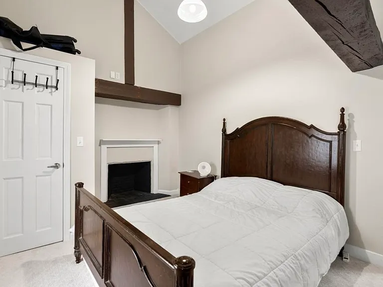 137 Water St #3 — Photo 14