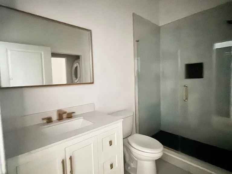 1422 N 8th St — Photo 32