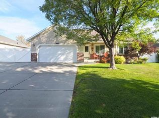 3662 W Salinas Dr, Riverton, UT 84065
