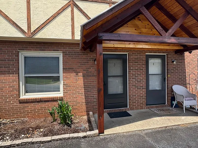 4774 Mayfield Dr #1-4 — Photo 1