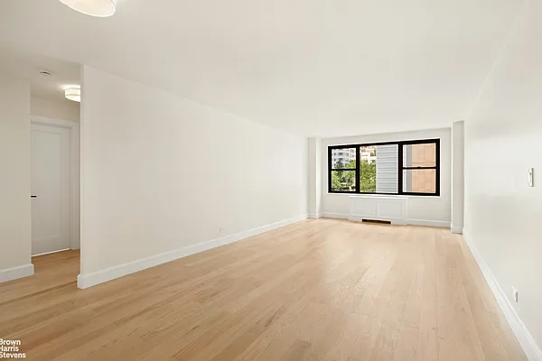 301 East 69th Street #4G