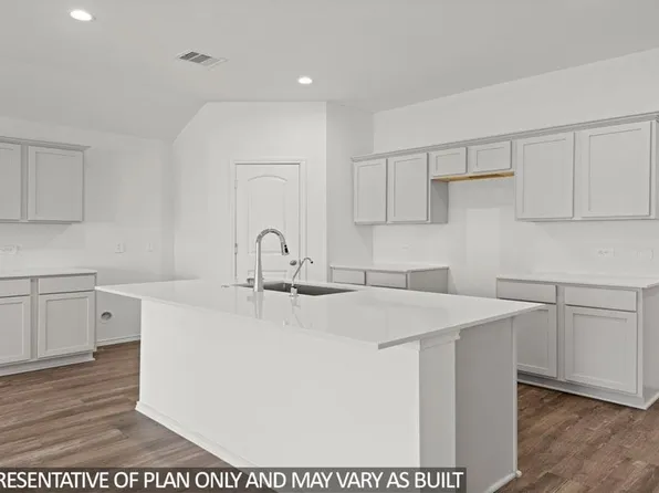 27615 Cedar Shadow Ln, Magnolia, TX 77355