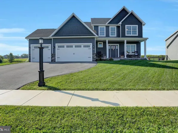 342 Avalon Ave, Greencastle, PA 17225