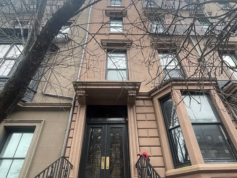 113 Beacon St — Photo 7