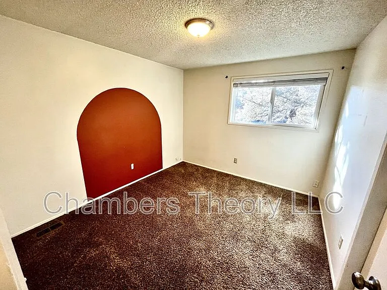 695 SE Centennial St #B — Photo 24