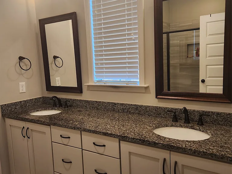 182 Grand Park Dr — Photo 16
