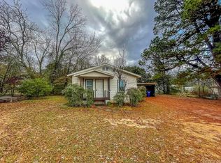 347 Fairview Rd, Camden, AR 71701